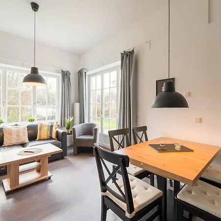 Steilkuesten Lounge Ferienhaus *
